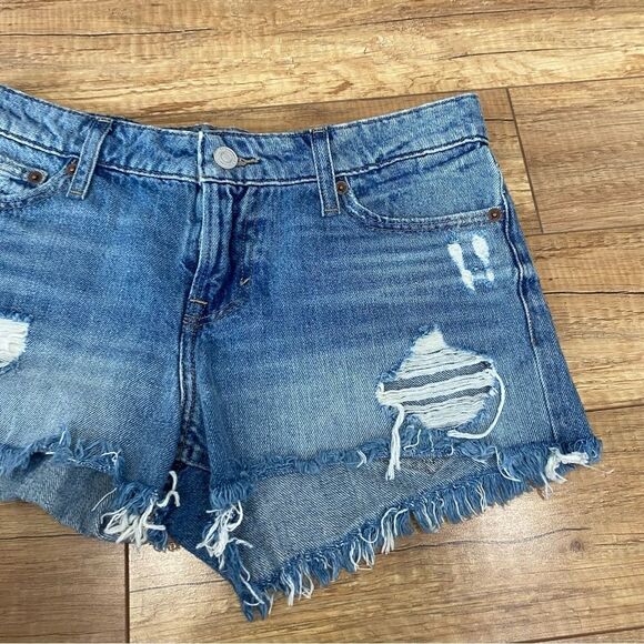 Lucky Brand Cut Off Short - Picture 2 of 14